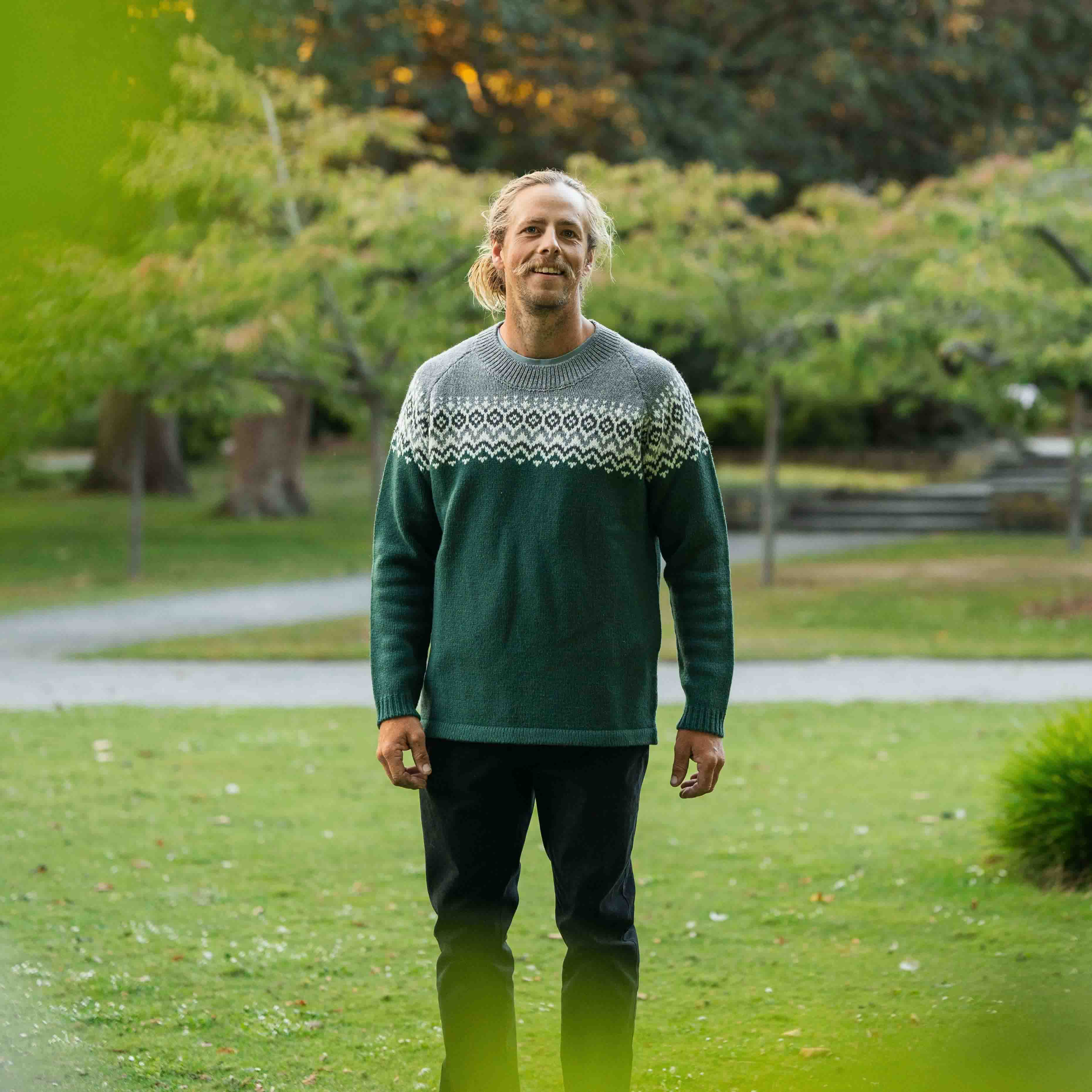 Mens Nordic Lambswool Jersey - Forest - Image 4