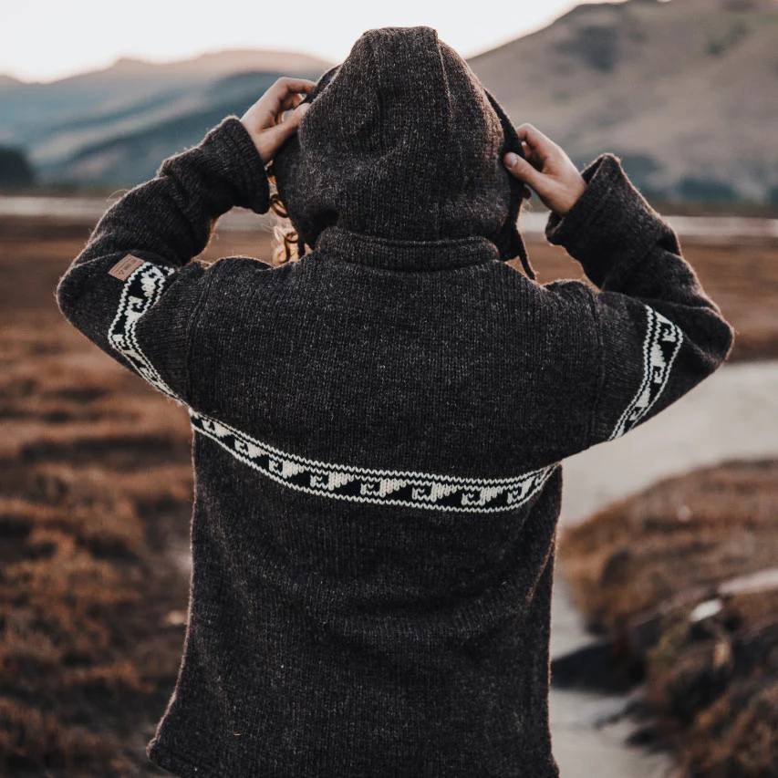 Men's Raglan Wave NZ Wool Jacket - Charcoal - Image 3