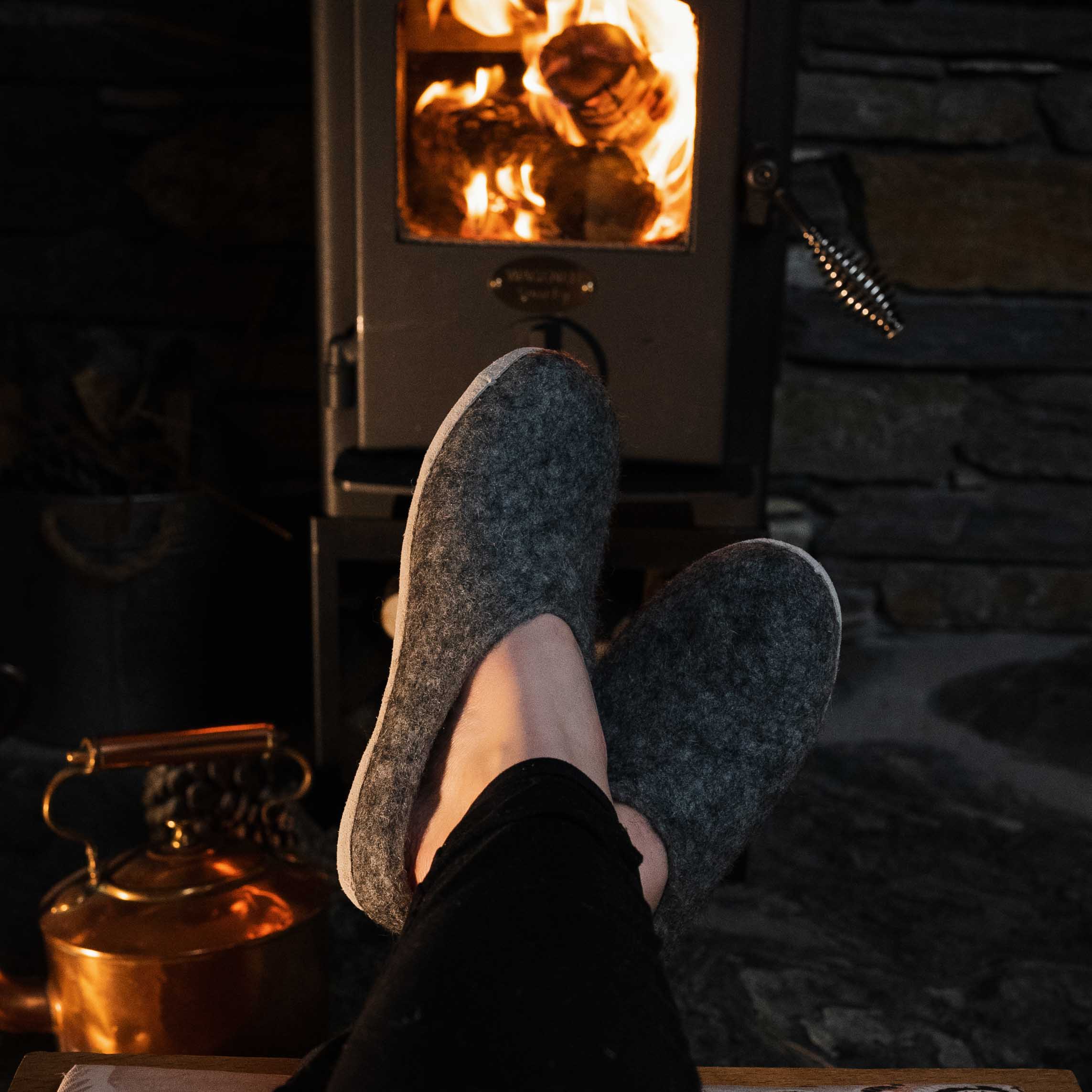 NZ Wool Slippers - Grey - Image 3