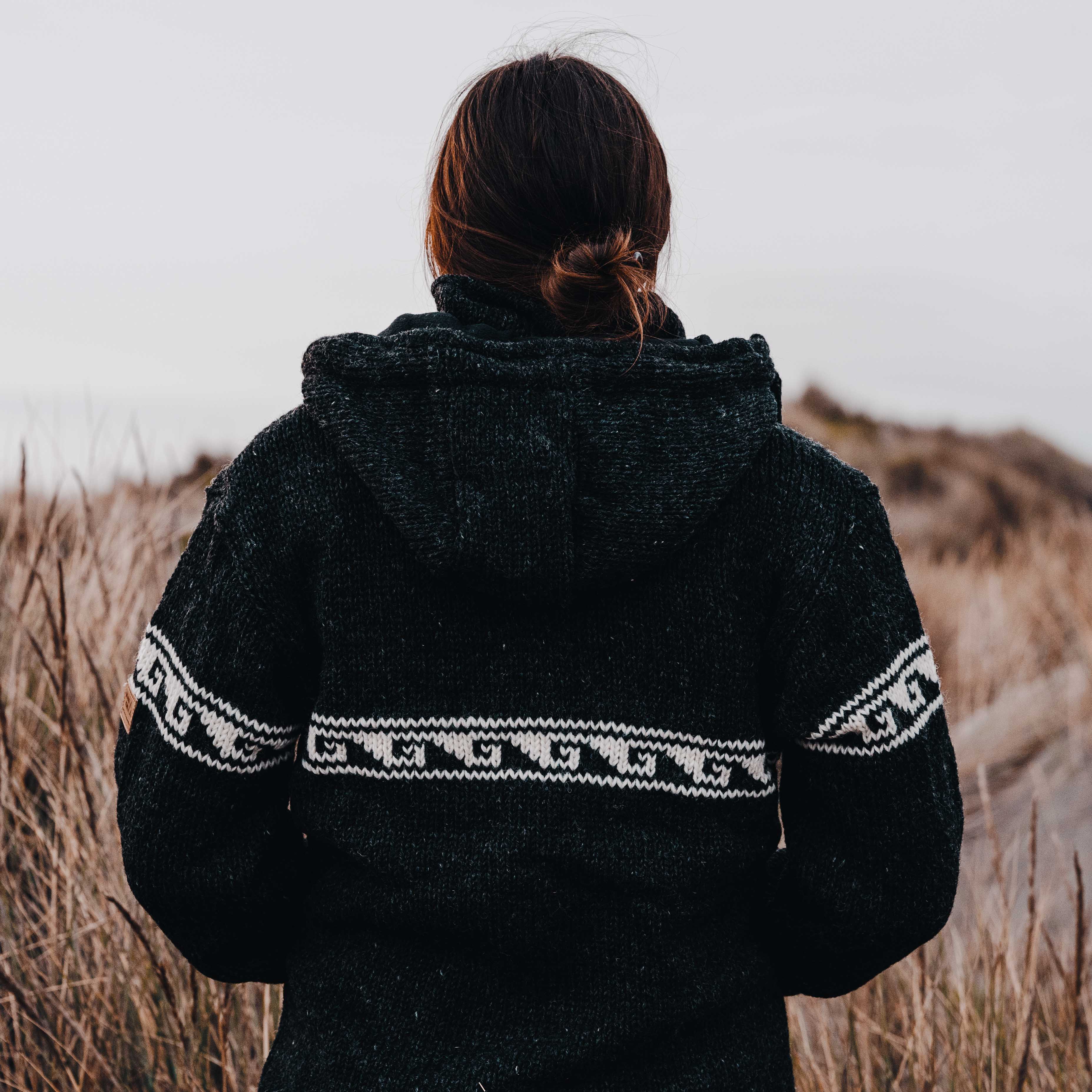 Women's Raglan Wave NZ Wool Jacket - Charcoal - Image 4